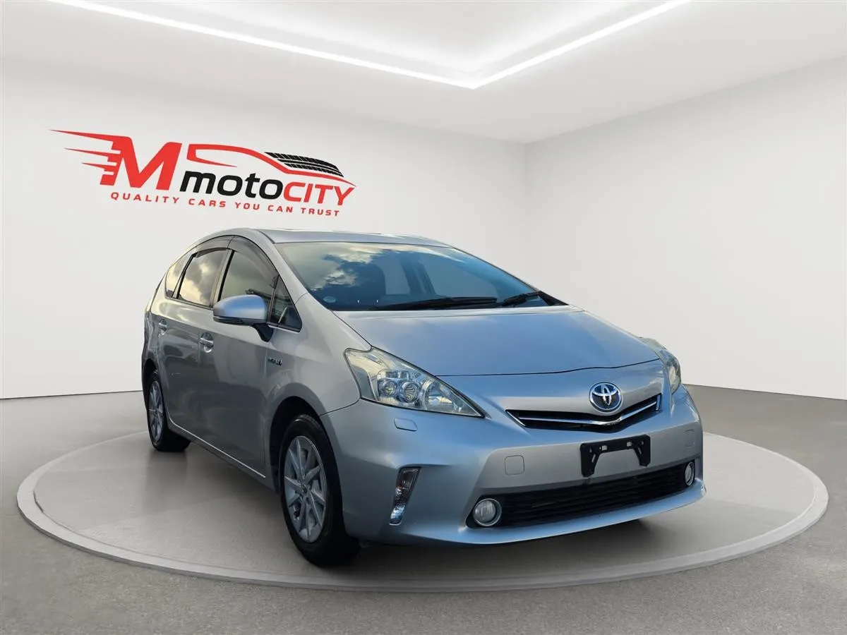 2012 Toyota Prius ALPHA 7 SEATS, CRUISE CONTROL Station, photo 1 of 20