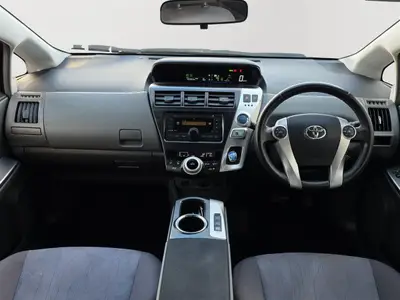 2012 Toyota Prius ALPHA 7 SEATS, CRUISE CONTROL Station photo 17