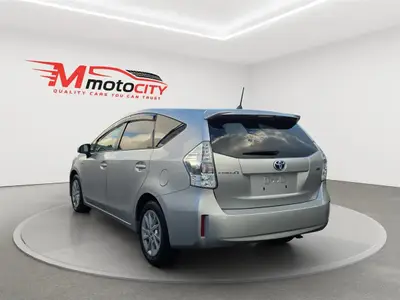 2012 Toyota Prius ALPHA 7 SEATS, CRUISE CONTROL Station photo 5