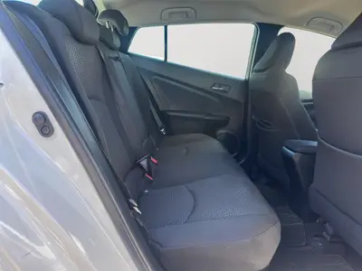 2019 Toyota Prius Radar Cruise control, dark Interior photo 14