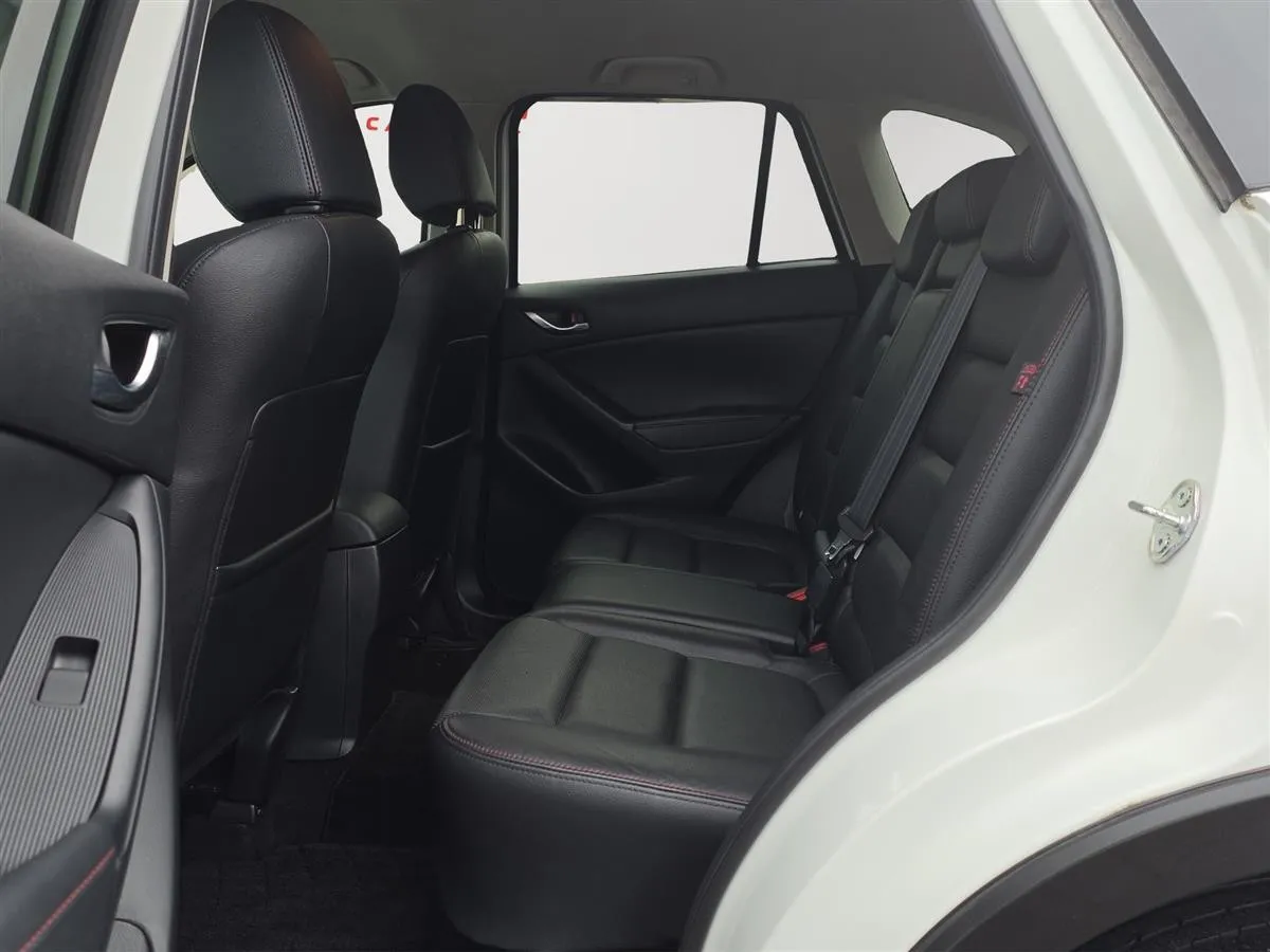 2013 Mazda CX-5 Sl Package, Leather heated Seats, Bose sound system RV/