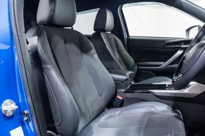 2021 Mitsubishi Eclipse Cross G / VRX PHEV AWD photo 14