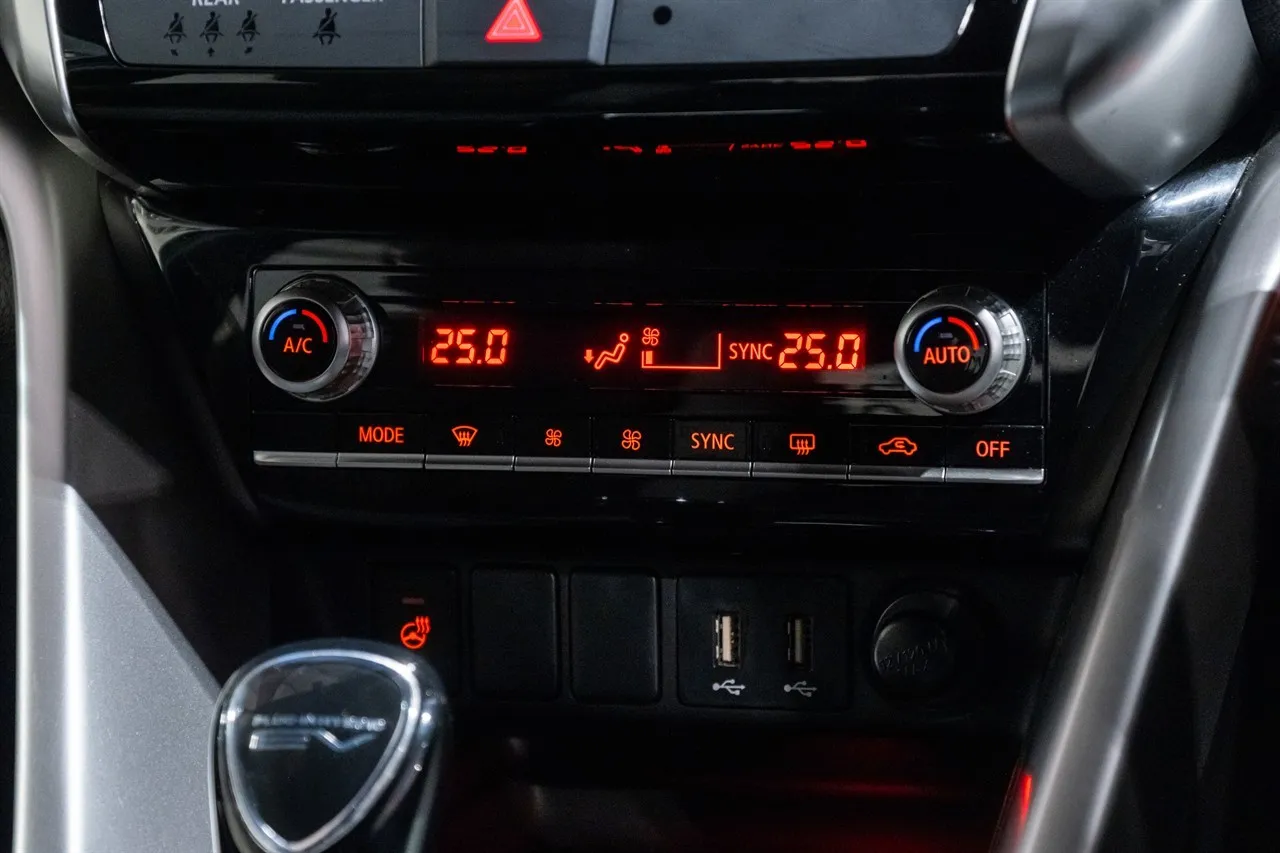 2021 Mitsubishi Eclipse Cross G / VRX PHEV AWD