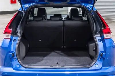 2021 Mitsubishi Eclipse Cross G / VRX PHEV AWD photo 11