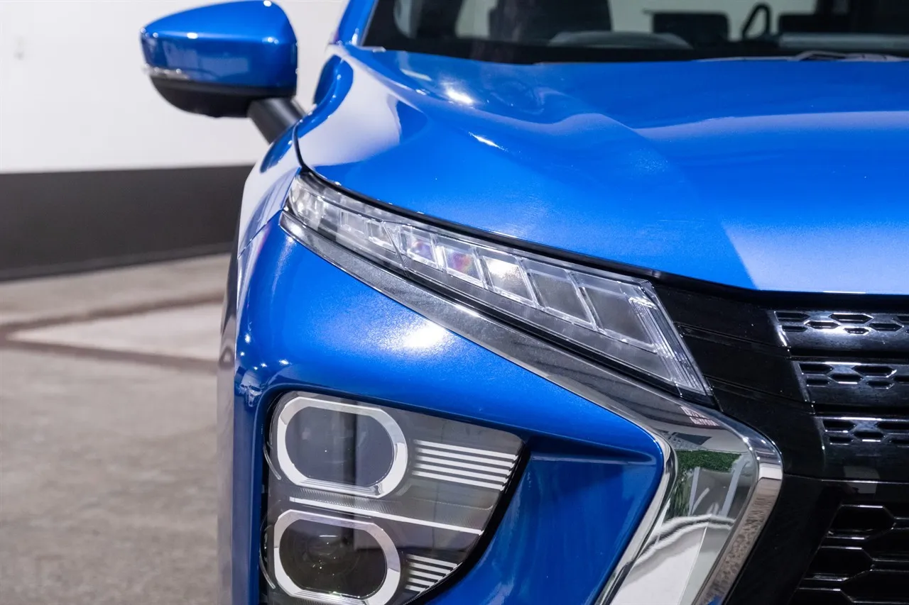 2021 Mitsubishi Eclipse Cross G / VRX PHEV AWD