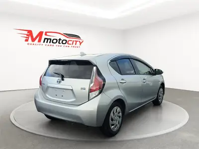 2016 Toyota Aqua s, Push Start, photo 3