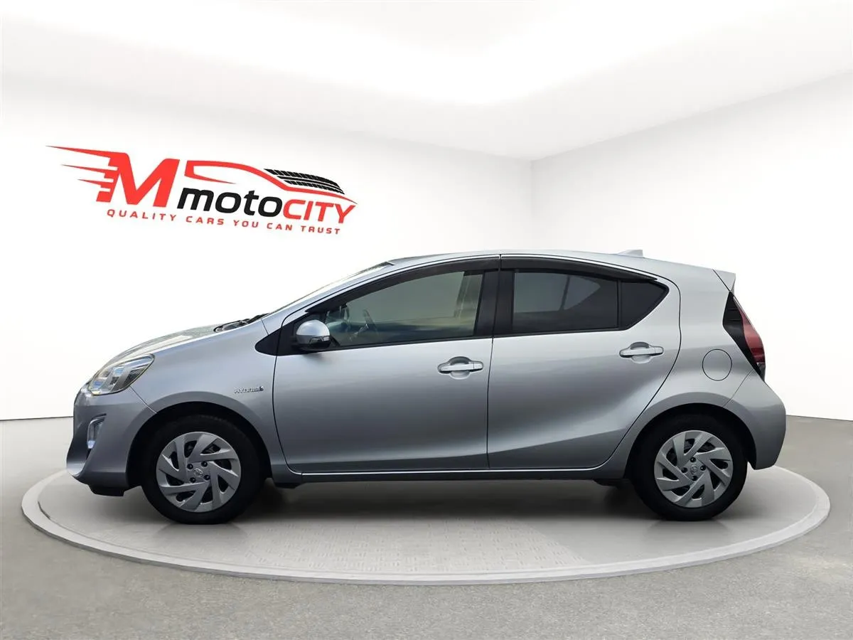 2016 Toyota Aqua s, Push Start,