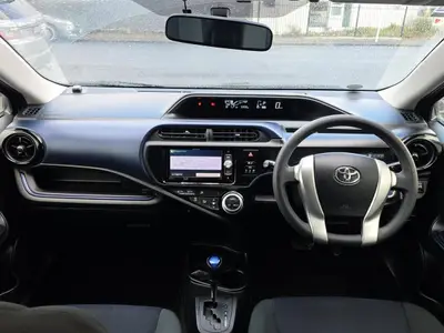 2016 Toyota Aqua s, Push Start, photo 17