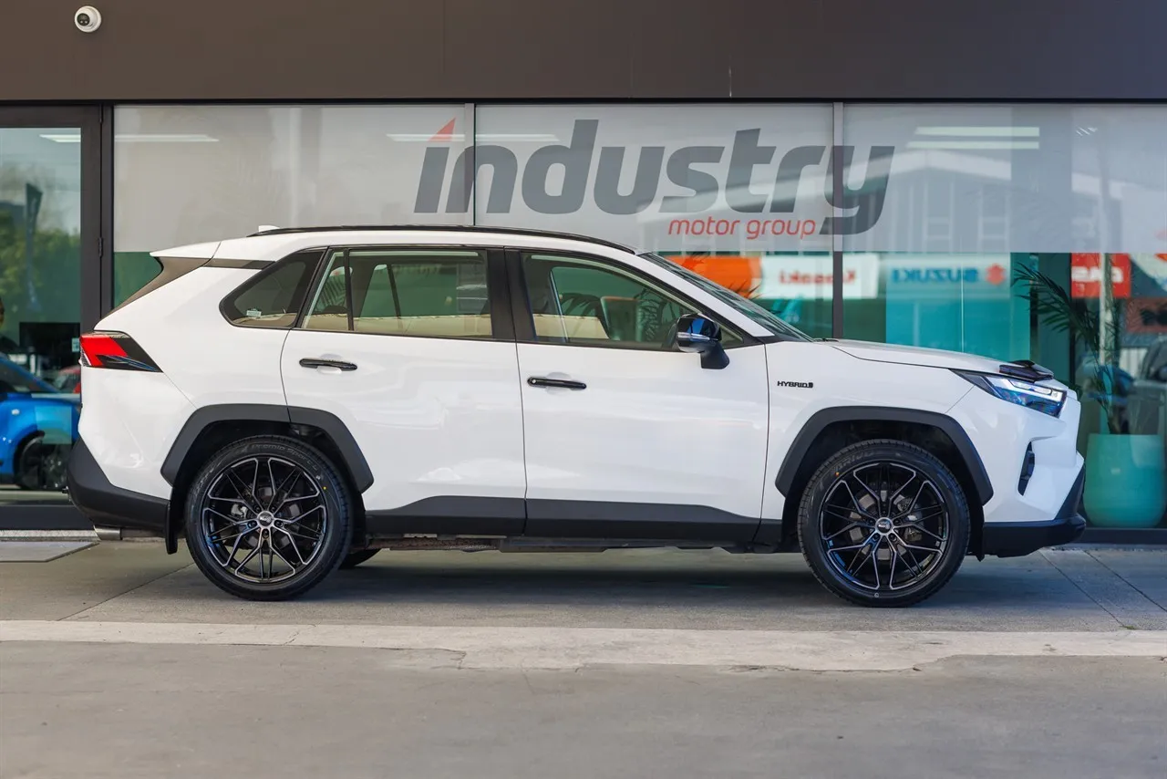 2022 Toyota RAV4 GX Hybrid 4WD NZ New