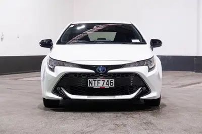 2021 Toyota Corolla SX Hybrid photo 12