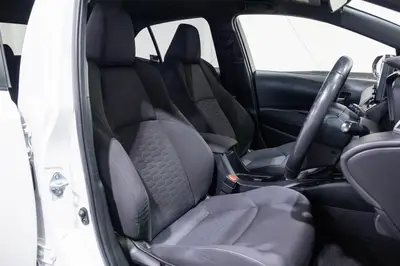 2021 Toyota Corolla SX Hybrid photo 14