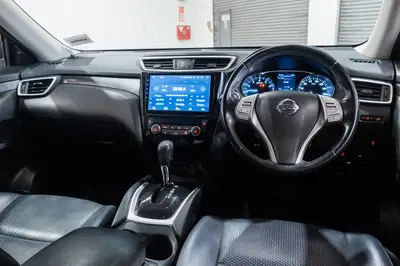 2015 Nissan X-Trail 2.0L Only 6.9L/100km photo 17