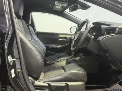 2023 Toyota Corolla Touring Hybrid WXB Seats Heated Station photo 11