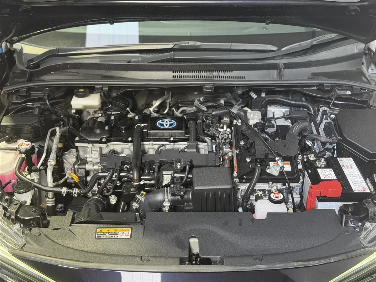 2023 Toyota Corolla Touring Hybrid WXB Seats Heated Station