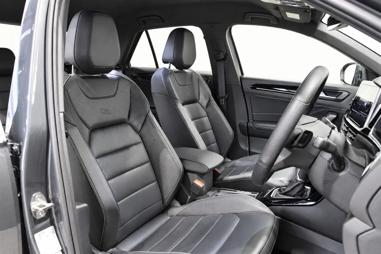 2023 Volkswagen T-Roc TSI R-LINE 2WD 1.4PT
