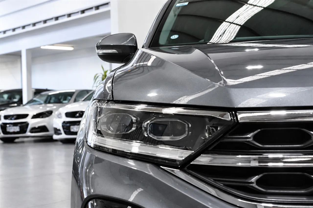 2023 Volkswagen T-Roc TSI R-LINE 2WD 1.4PT