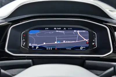 2023 Volkswagen T-Roc TSI R-LINE 2WD 1.4PT photo 16