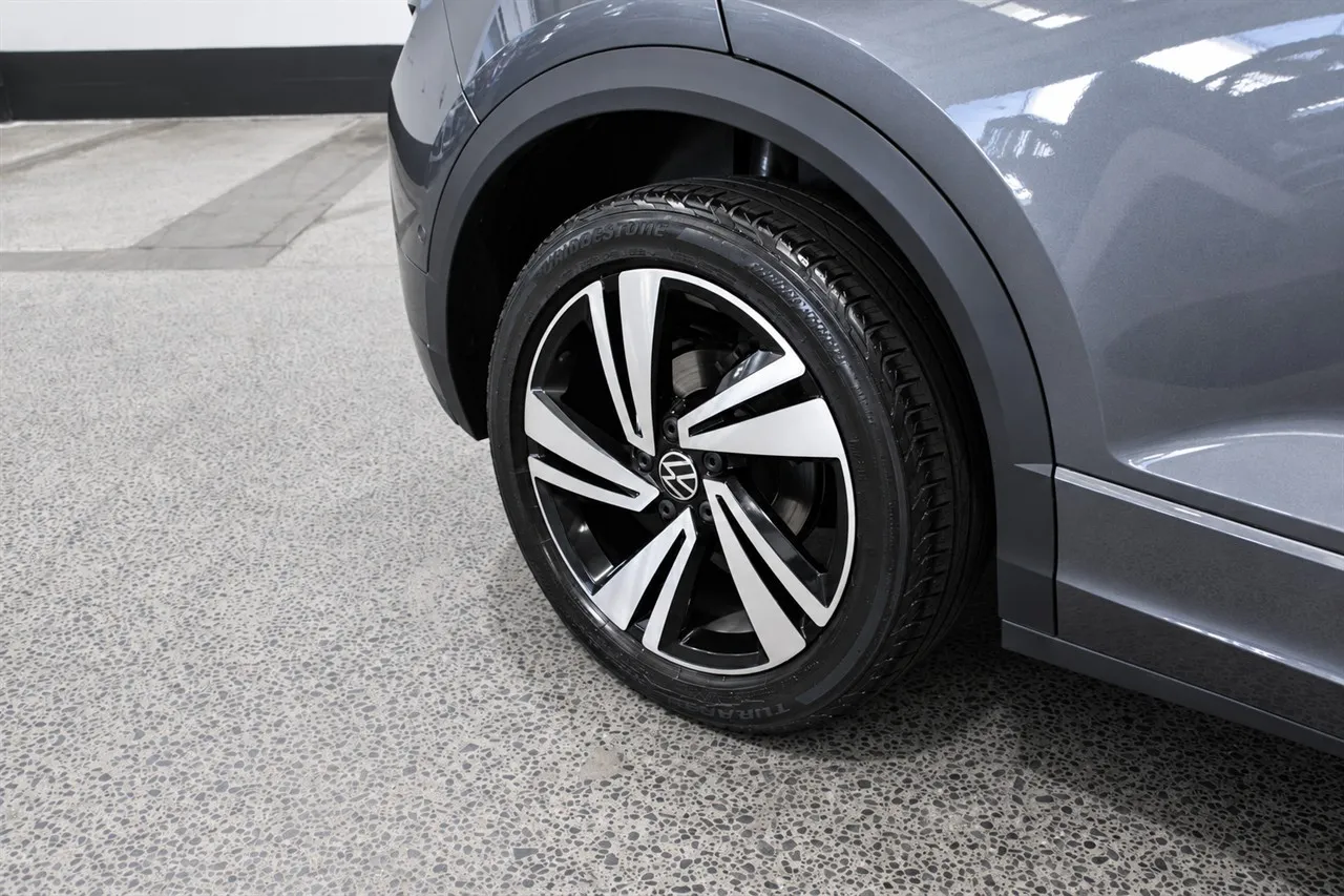 2023 Volkswagen T-Roc TSI R-LINE 2WD 1.4PT