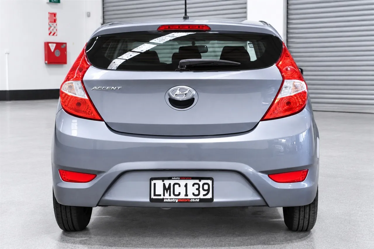 2018 Hyundai Accent 1.4P !