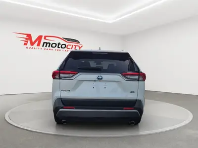2019 Toyota RAV4 , G Pack, Leather Heated Seats, Radar Cruise RV/ photo 4