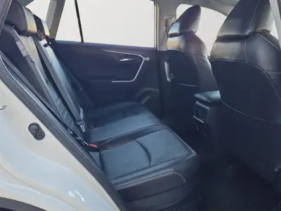 2019 Toyota RAV4 , G Pack, Leather Heated Seats, Radar Cruise RV/ photo 15