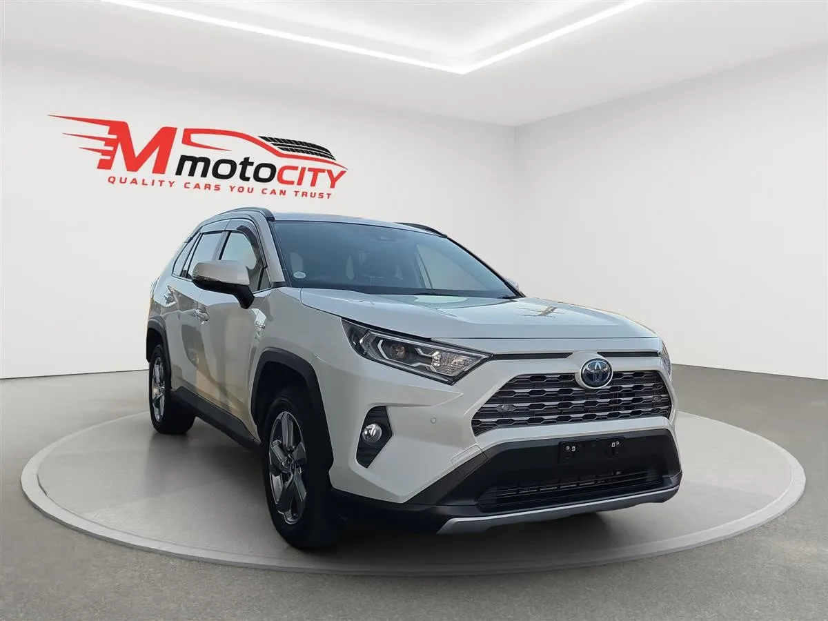 2019 Toyota RAV4 , G Pack, Leather Heated Seats, Radar Cruise, photo 1 of 20