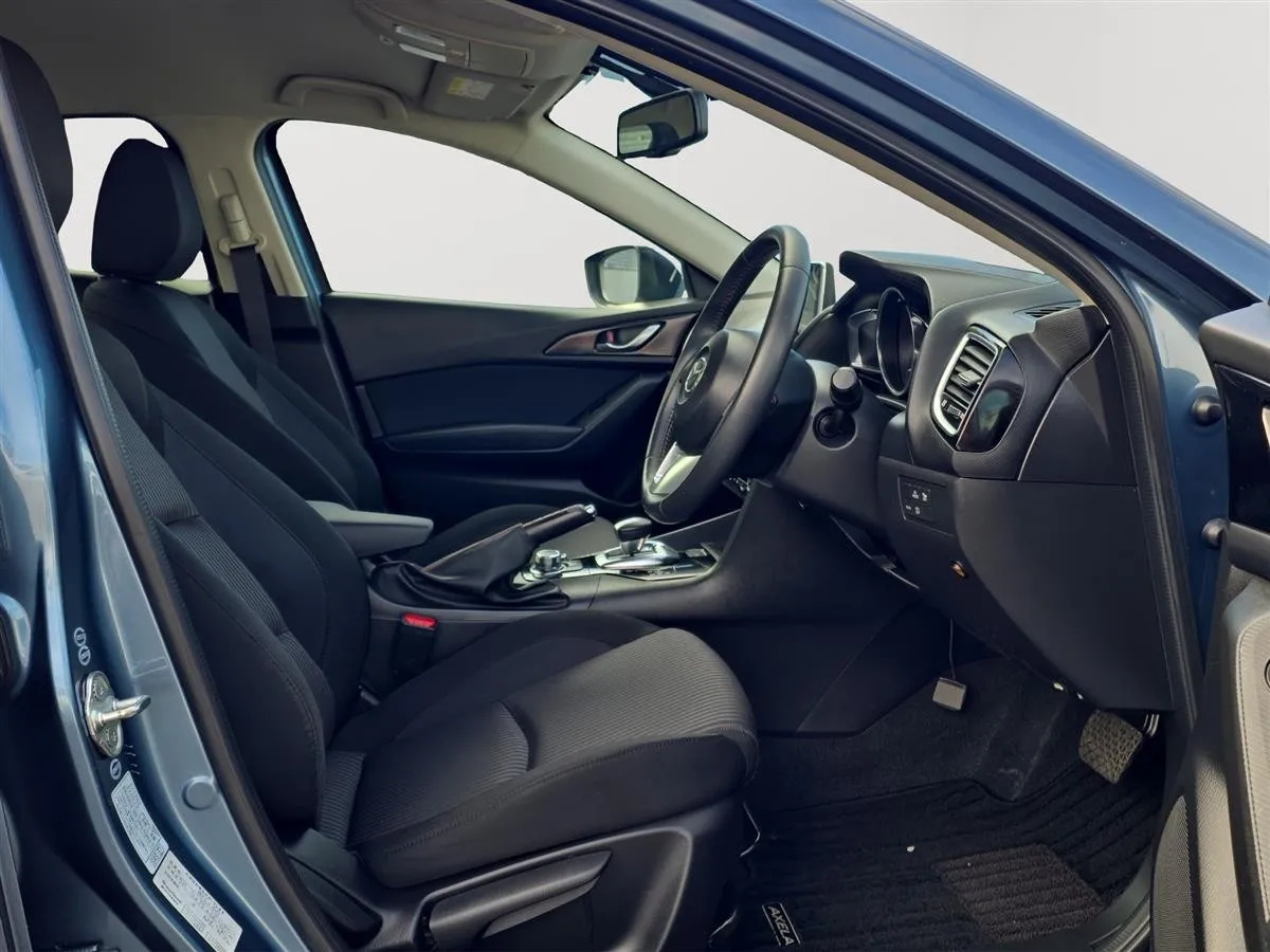 2014 Mazda Axela HYBRID, HUD, CRUISE CONTROL