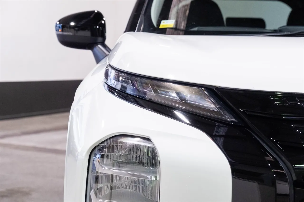2022 Mitsubishi Outlander LS PHEV