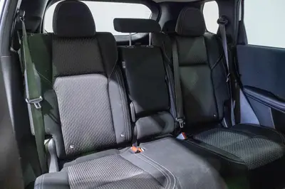2022 Mitsubishi Outlander LS PHEV photo 28