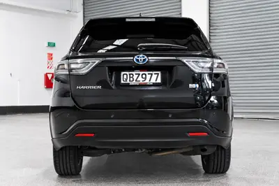 2019 Toyota Harrier HYBRID photo 11