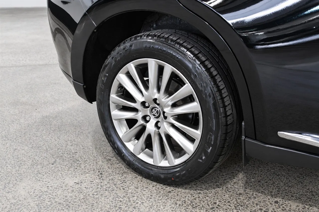 2019 Toyota Harrier HYBRID