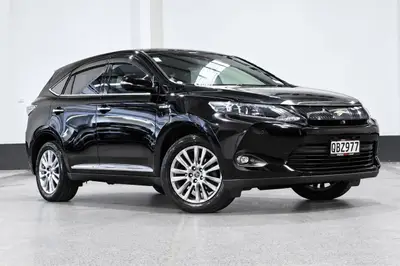 2019 Toyota Harrier HYBRID photo 1