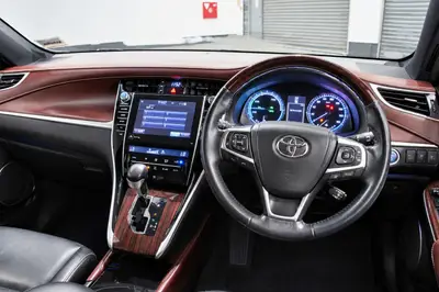 2019 Toyota Harrier HYBRID photo 16