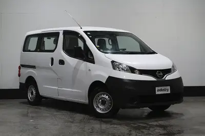 2021 Nissan Nv200 5-Seater Work Horse photo 1