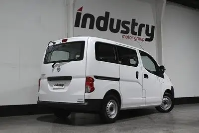 2021 Nissan Nv200 5-Seater Work Horse photo 18