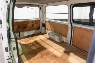 2015 Toyota Hiace ZL 3.0D 5MT photo 31