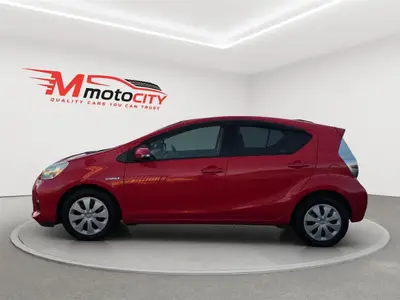 2013 Toyota Aqua Push Start, Leather Seats, photo 6