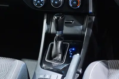 2017 Toyota Corolla GLX 1.8P photo 40