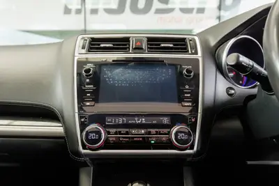 2019 Subaru Outback Premium AWD NZ New photo 18