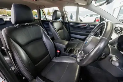 2019 Subaru Outback Premium AWD NZ New photo 13