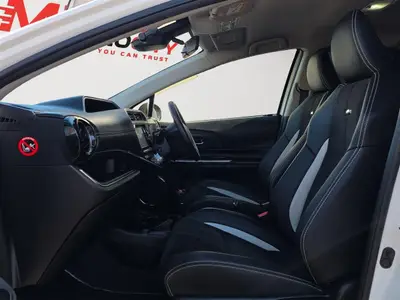 2016 Toyota Aqua GS Sport, Half leather seats photo 15