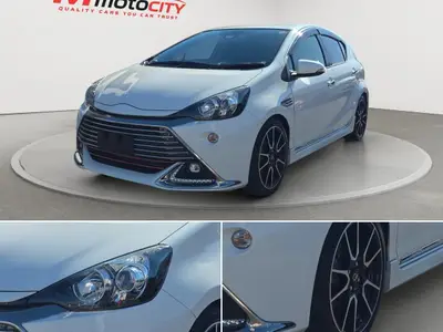 2016 Toyota Aqua GS Sport, Half leather seats photo 10