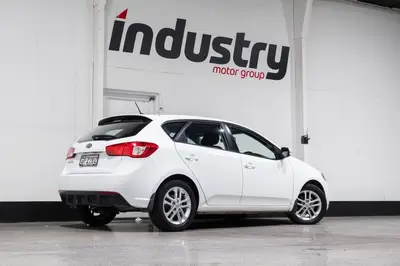 2012 Kia Cerato LX 2.0P NZ New photo 2