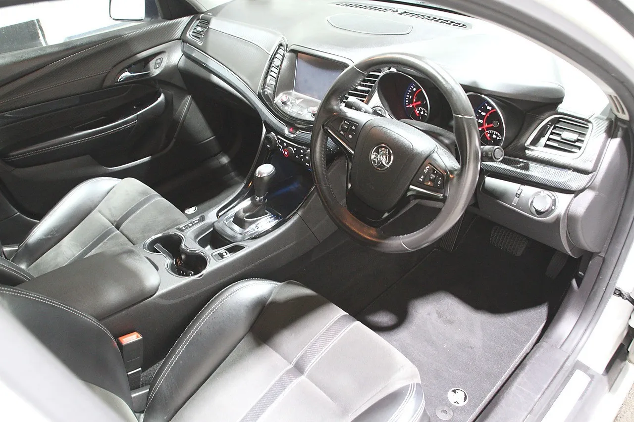2016 Holden Commodore VF2 SV6 NZ New