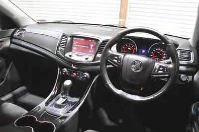 2016 Holden Commodore VF2 SV6 NZ New photo 15
