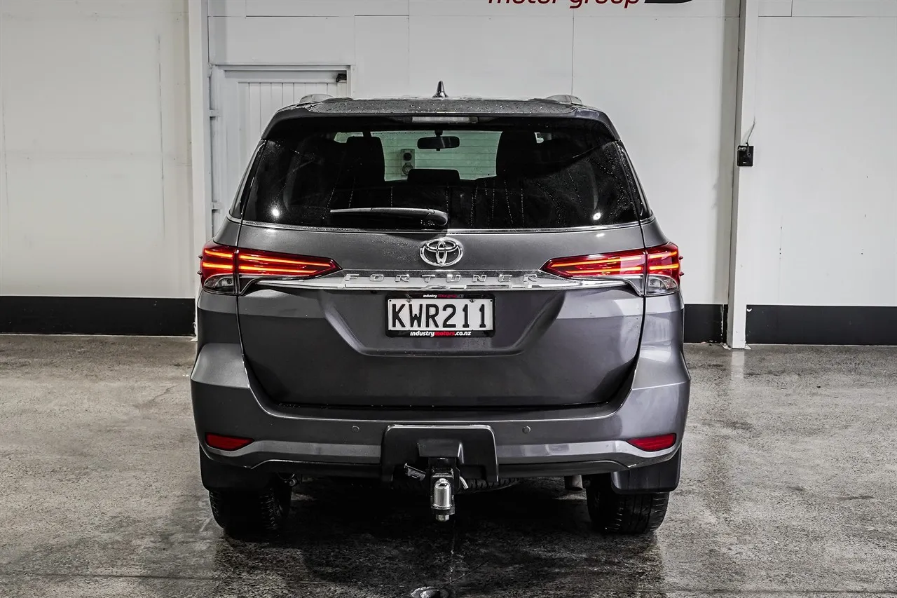 2017 Toyota Fortuner GXL 7S
