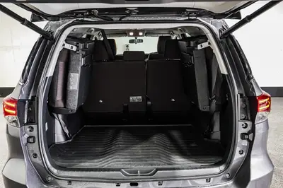 2017 Toyota Fortuner GXL 7S photo 11