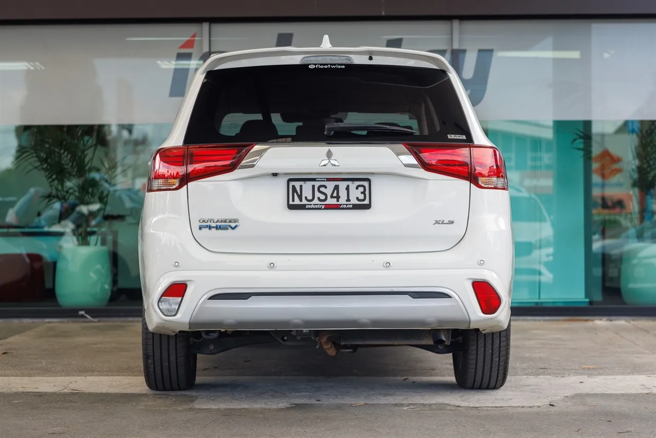 2021 Mitsubishi Outlander XLS PHEV 2.4 4WD NZ