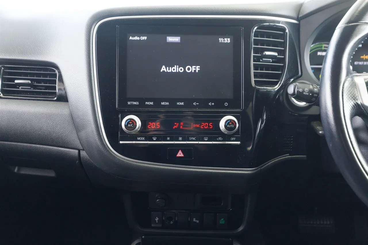 2021 Mitsubishi Outlander XLS PHEV 2.4 4WD NZ