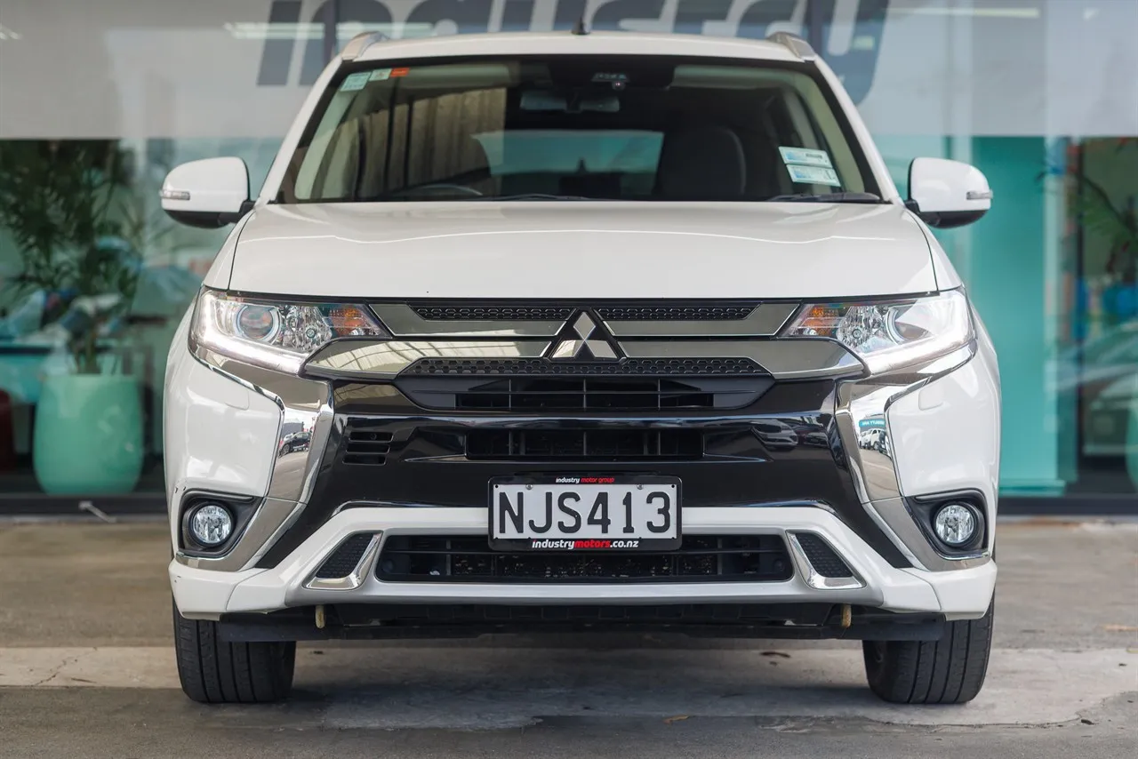 2021 Mitsubishi Outlander XLS PHEV 2.4 4WD NZ